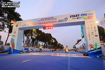 BINH DUONG NEW CITY HALF MARATHON 2024 - Ảnh #1729684