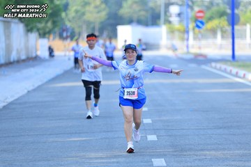 BINH DUONG NEW CITY HALF MARATHON 2024 - Ảnh #1771359