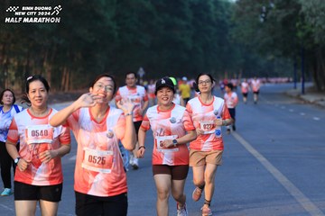 BINH DUONG NEW CITY HALF MARATHON 2024 - Ảnh #1772202