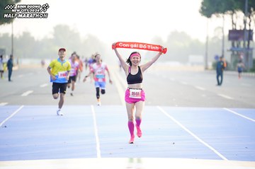 BINH DUONG NEW CITY HALF MARATHON 2024 - Ảnh #1757354