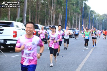 BINH DUONG NEW CITY HALF MARATHON 2024 - Ảnh #1750118