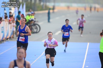 BINH DUONG NEW CITY HALF MARATHON 2024 - Ảnh #1739286