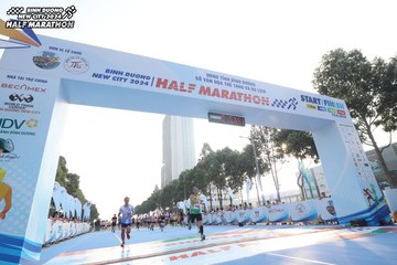 BINH DUONG NEW CITY HALF MARATHON 2024 - Ảnh #1821403