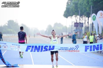BINH DUONG NEW CITY HALF MARATHON 2024 - Ảnh #1771387