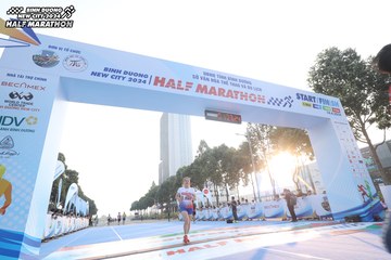 BINH DUONG NEW CITY HALF MARATHON 2024 - Ảnh #1819792