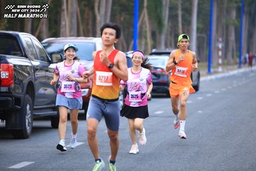 BINH DUONG NEW CITY HALF MARATHON 2024 - Ảnh #1755513