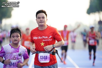BINH DUONG NEW CITY HALF MARATHON 2024 - Ảnh #1763326