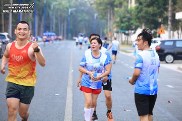 BINH DUONG NEW CITY HALF MARATHON 2024 - Ảnh #1755987