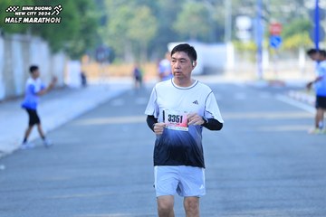 BINH DUONG NEW CITY HALF MARATHON 2024 - Ảnh #1771415