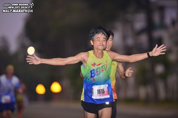 BINH DUONG NEW CITY HALF MARATHON 2024 - Ảnh #1756320