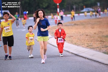 BINH DUONG NEW CITY HALF MARATHON 2024 - Ảnh #1727086