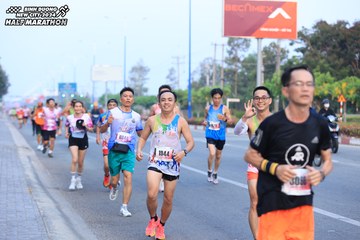 BINH DUONG NEW CITY HALF MARATHON 2024 - Ảnh #1770825