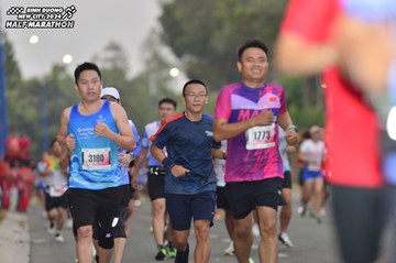 BINH DUONG NEW CITY HALF MARATHON 2024 - Ảnh #1741362
