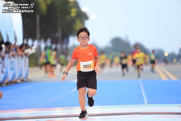 BINH DUONG NEW CITY HALF MARATHON 2024 - Ảnh #1727553