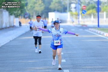 BINH DUONG NEW CITY HALF MARATHON 2024 - Ảnh #1771363