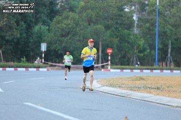 BINH DUONG NEW CITY HALF MARATHON 2024 - Ảnh #1735524