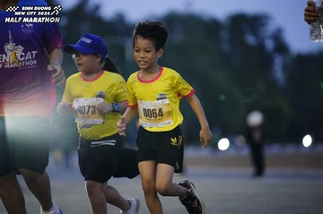 BINH DUONG NEW CITY HALF MARATHON 2024 - Ảnh #1725990