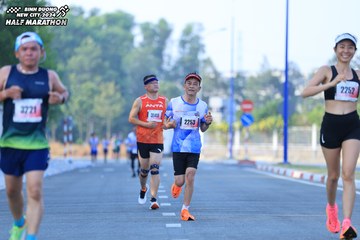 BINH DUONG NEW CITY HALF MARATHON 2024 - Ảnh #1766273