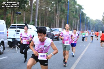 BINH DUONG NEW CITY HALF MARATHON 2024 - Ảnh #1750075