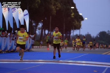 BINH DUONG NEW CITY HALF MARATHON 2024 - Ảnh #1729120