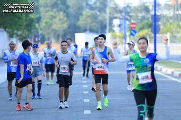 BINH DUONG NEW CITY HALF MARATHON 2024 - Ảnh #1770402