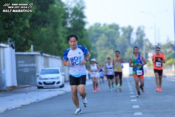 BINH DUONG NEW CITY HALF MARATHON 2024 - Ảnh #1765999