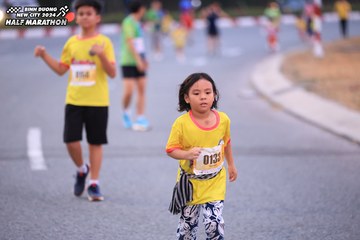 BINH DUONG NEW CITY HALF MARATHON 2024 - Ảnh #1727105