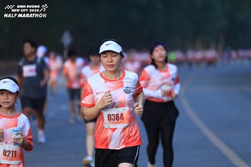 BINH DUONG NEW CITY HALF MARATHON 2024 - Ảnh #1772003