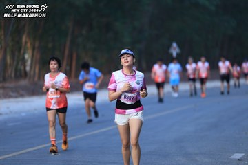 BINH DUONG NEW CITY HALF MARATHON 2024 - Ảnh #1750650