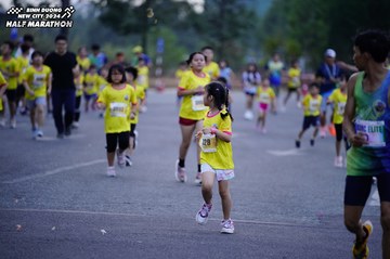 BINH DUONG NEW CITY HALF MARATHON 2024 - Ảnh #1724667
