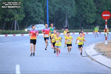 BINH DUONG NEW CITY HALF MARATHON 2024 - Ảnh #1726296