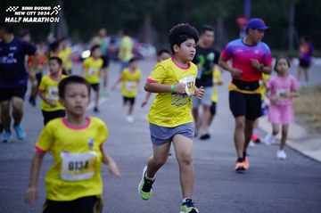 BINH DUONG NEW CITY HALF MARATHON 2024 - Ảnh #1724618