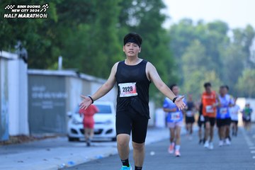 BINH DUONG NEW CITY HALF MARATHON 2024 - Ảnh #1765894