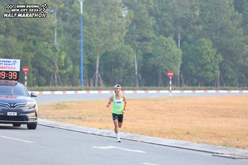 BINH DUONG NEW CITY HALF MARATHON 2024 - Ảnh #1739474