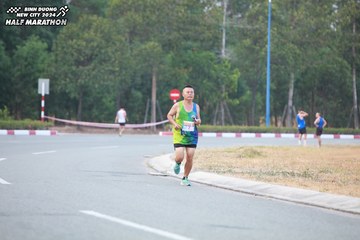 BINH DUONG NEW CITY HALF MARATHON 2024 - Ảnh #1736162