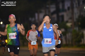 BINH DUONG NEW CITY HALF MARATHON 2024 - Ảnh #1755716