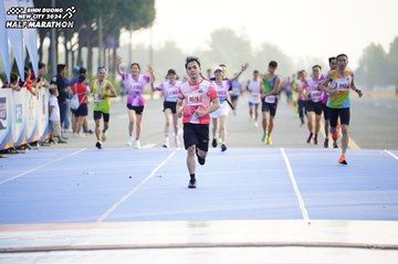 BINH DUONG NEW CITY HALF MARATHON 2024 - Ảnh #1761332
