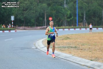 BINH DUONG NEW CITY HALF MARATHON 2024 - Ảnh #1735125