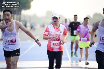 BINH DUONG NEW CITY HALF MARATHON 2024 - Ảnh #1761611