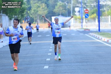 BINH DUONG NEW CITY HALF MARATHON 2024 - Ảnh #1771063