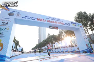 BINH DUONG NEW CITY HALF MARATHON 2024 - Ảnh #1819604