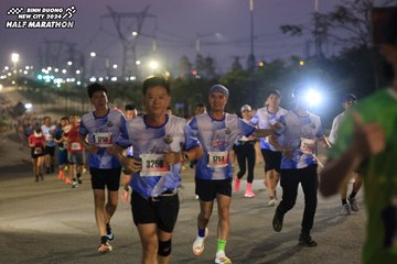 BINH DUONG NEW CITY HALF MARATHON 2024 - Ảnh #1741175