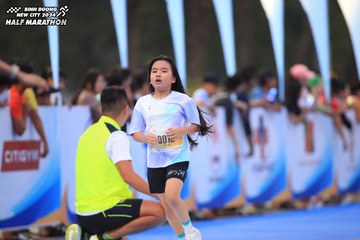 BINH DUONG NEW CITY HALF MARATHON 2024 - Ảnh #1728593
