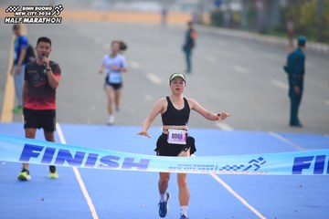 BINH DUONG NEW CITY HALF MARATHON 2024 - Ảnh #1738684
