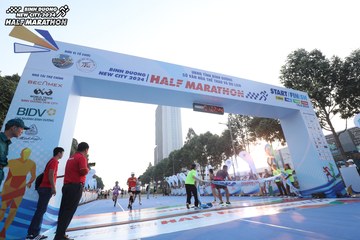 BINH DUONG NEW CITY HALF MARATHON 2024 - Ảnh #1738094