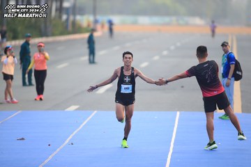 BINH DUONG NEW CITY HALF MARATHON 2024 - Ảnh #1738918