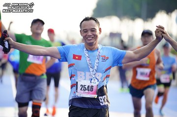 BINH DUONG NEW CITY HALF MARATHON 2024 - Ảnh #1767924