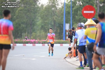 BINH DUONG NEW CITY HALF MARATHON 2024 - Ảnh #1736667