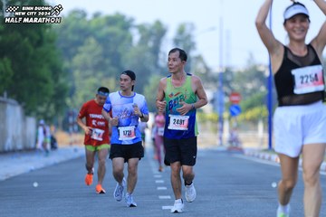 BINH DUONG NEW CITY HALF MARATHON 2024 - Ảnh #1764717
