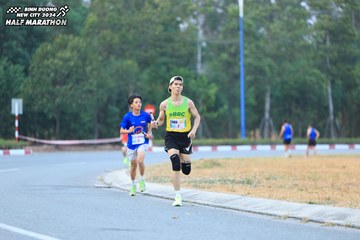 BINH DUONG NEW CITY HALF MARATHON 2024 - Ảnh #1735593